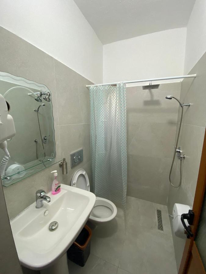 Appartamento Dangolli House Vlorë Esterno foto