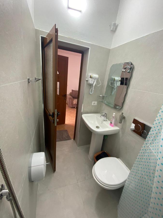 Appartamento Dangolli House Vlorë Esterno foto