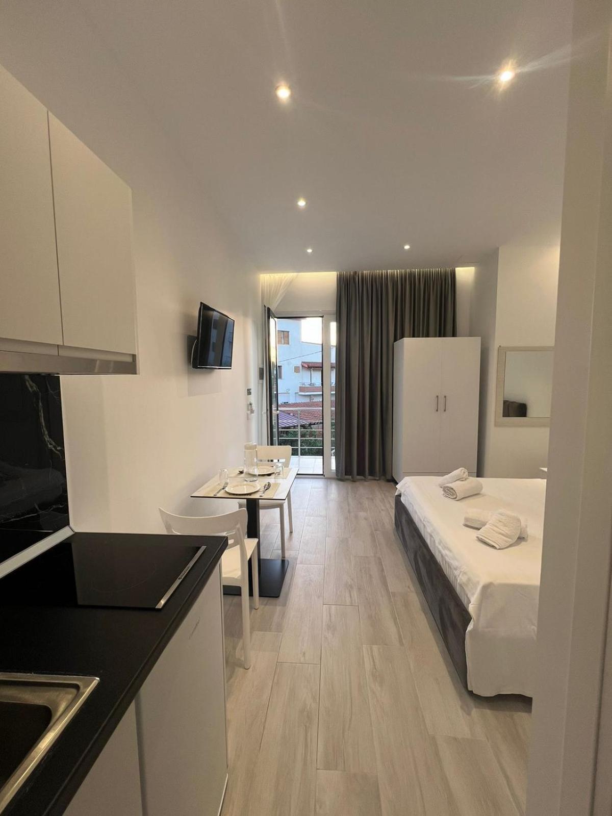 Appartamento Dangolli House Vlorë Esterno foto