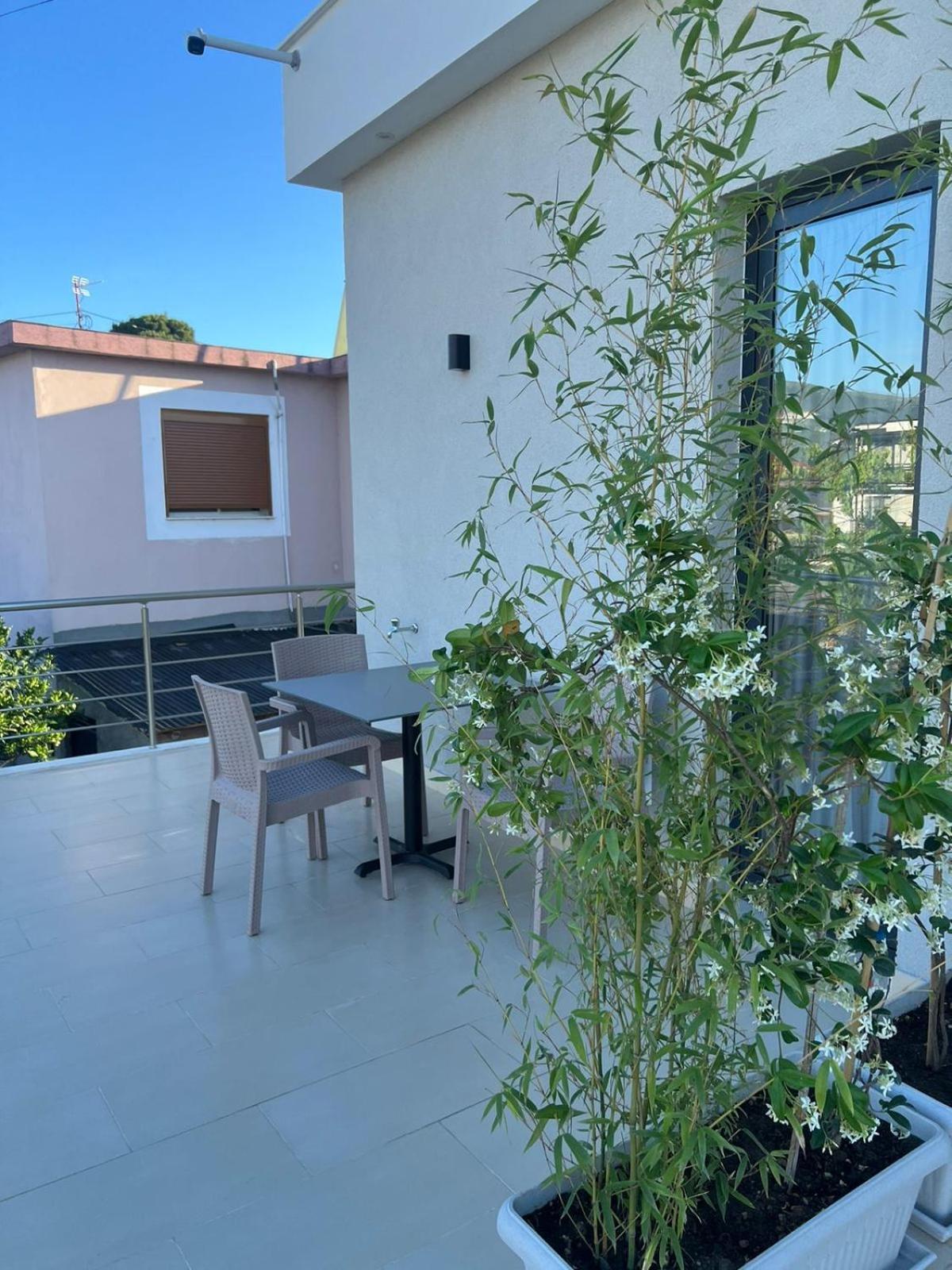 Appartamento Dangolli House Vlorë Esterno foto