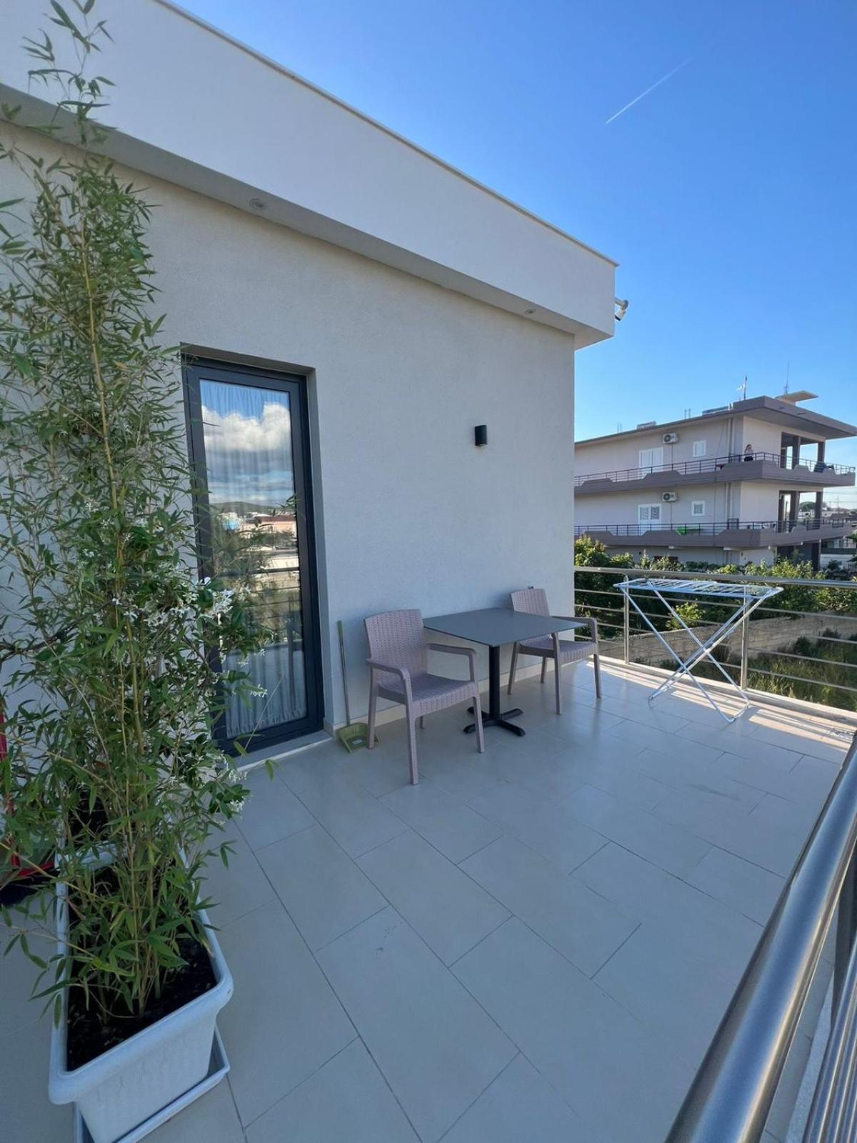 Appartamento Dangolli House Vlorë Esterno foto