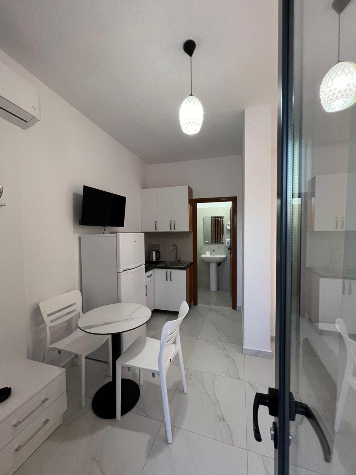 Appartamento Dangolli House Vlorë Esterno foto