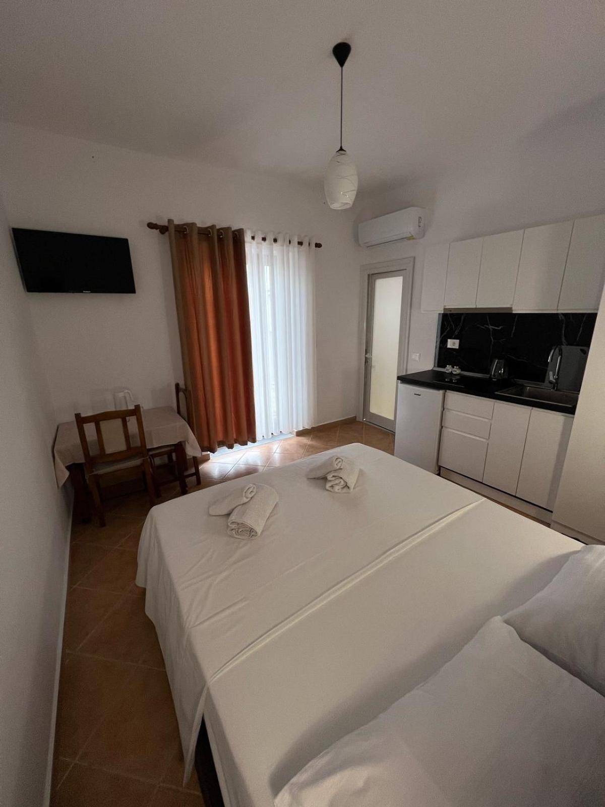 Appartamento Dangolli House Vlorë Esterno foto