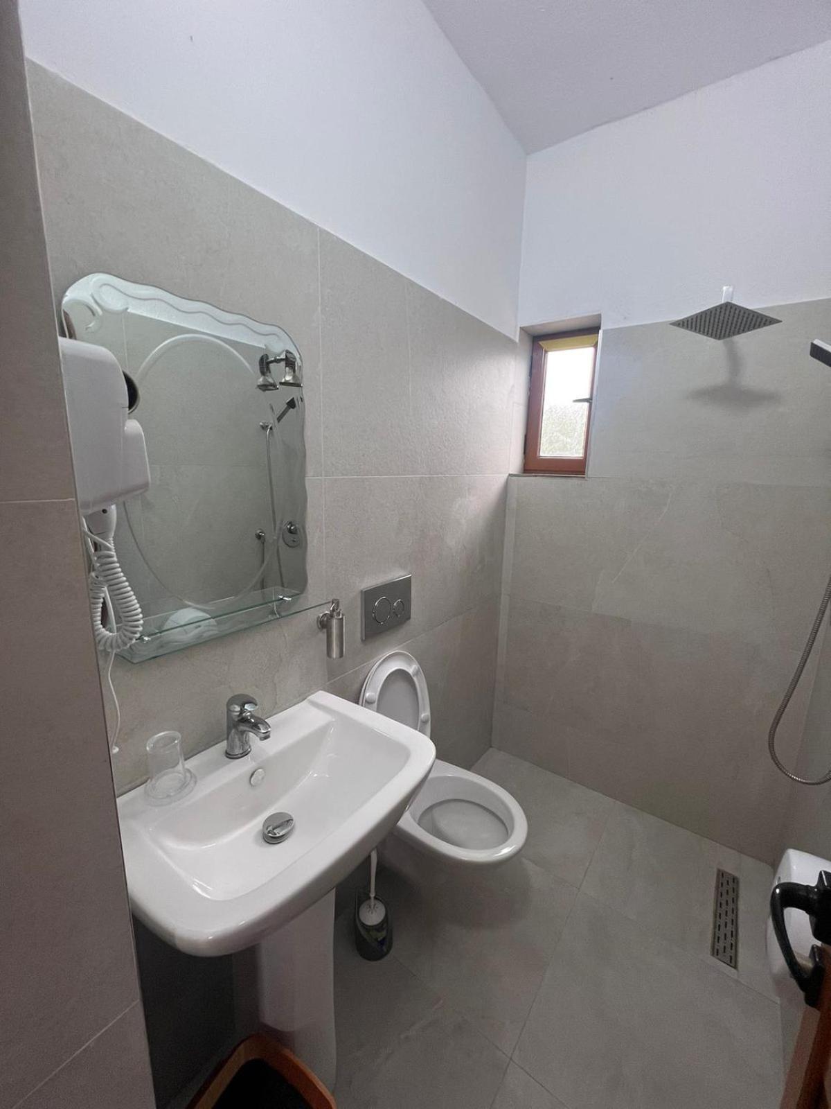 Appartamento Dangolli House Vlorë Esterno foto